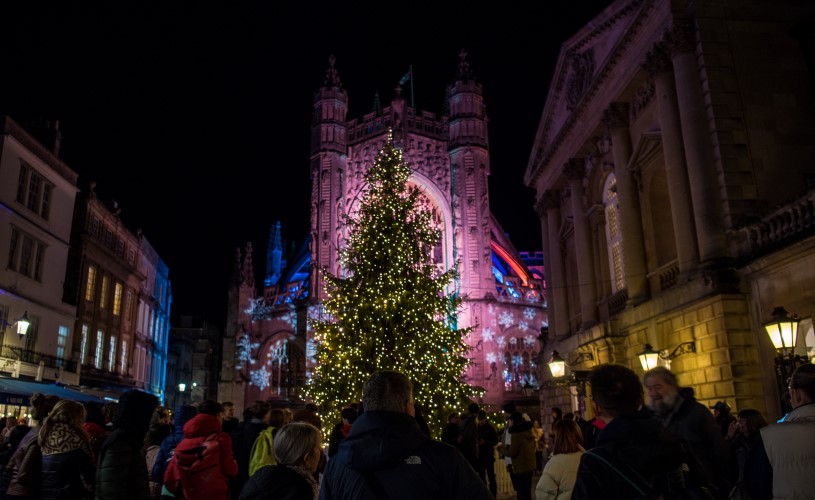 Christmas tree in front of Bath Abbey